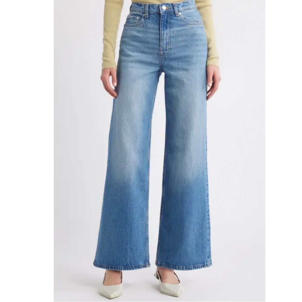 & Other Stories | Classic High-Waisted, Wide-Leg Jeans